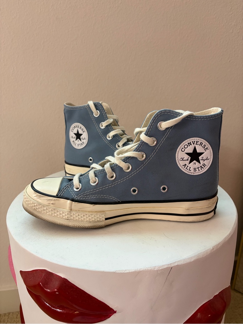 Women’s high top converse